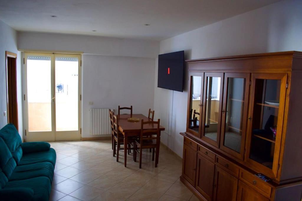 Civico 18- La Tua Casa In Centro Apartment Latina Exterior photo